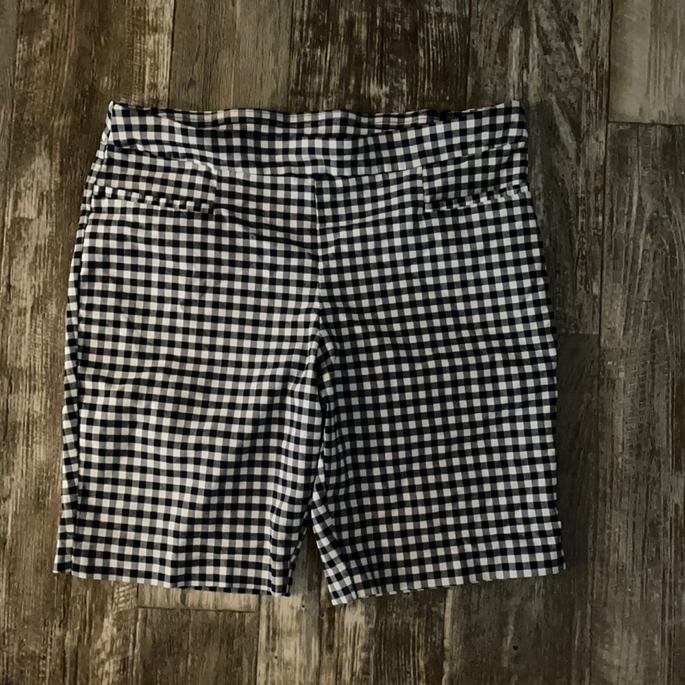 Time and tru, barely worn. Size 14/16